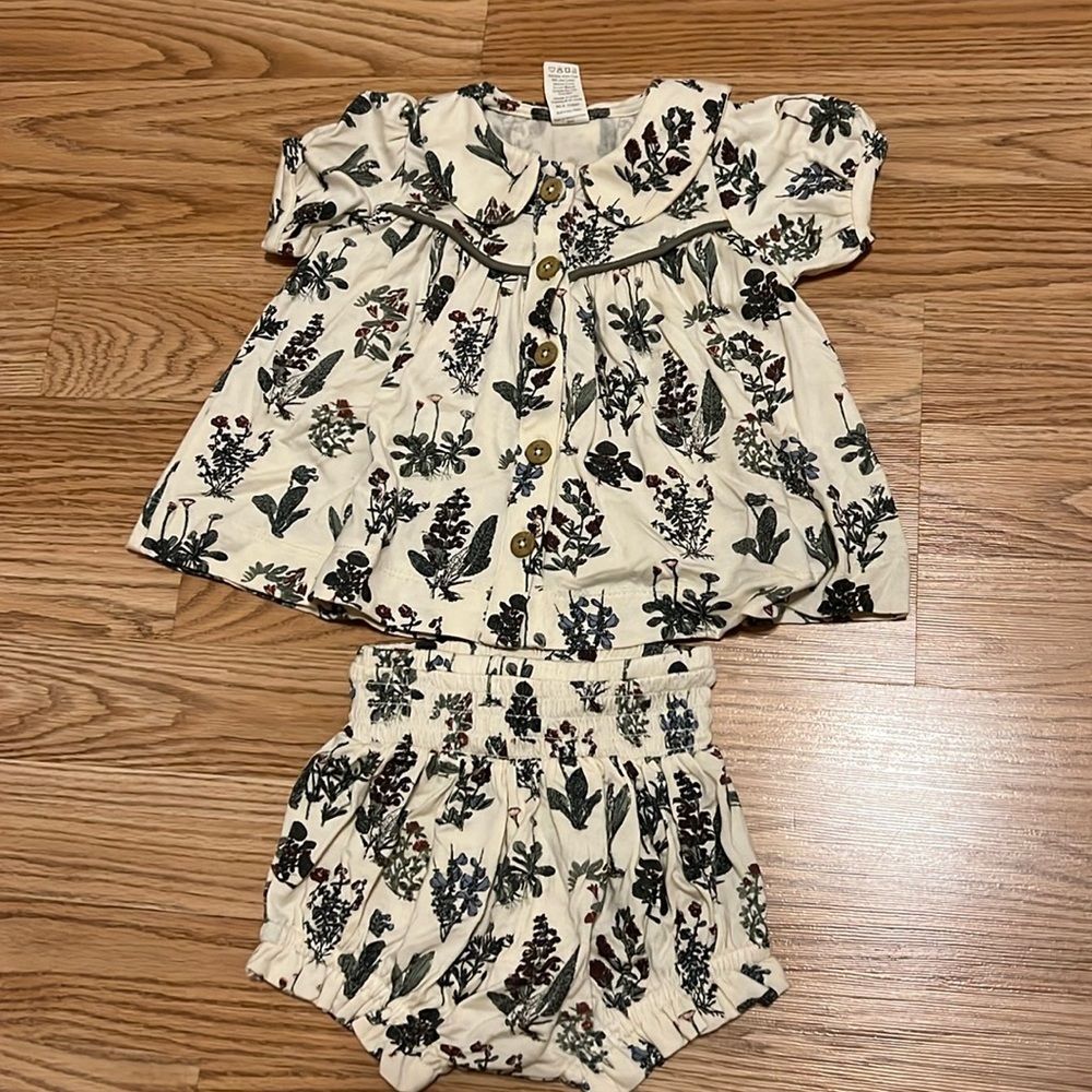 The woods by Kate Quinn modal floral top and bloomers